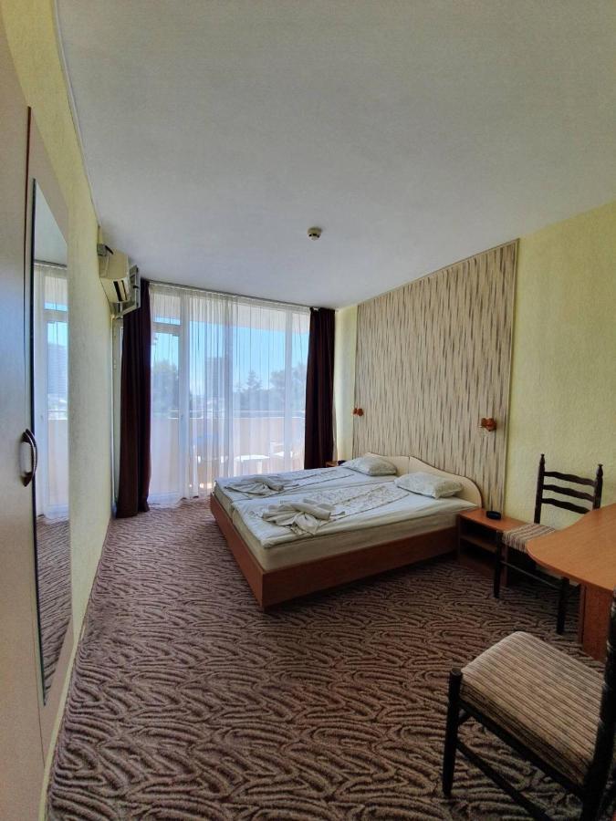 Balaton Hotel Sunny Beach Exterior photo